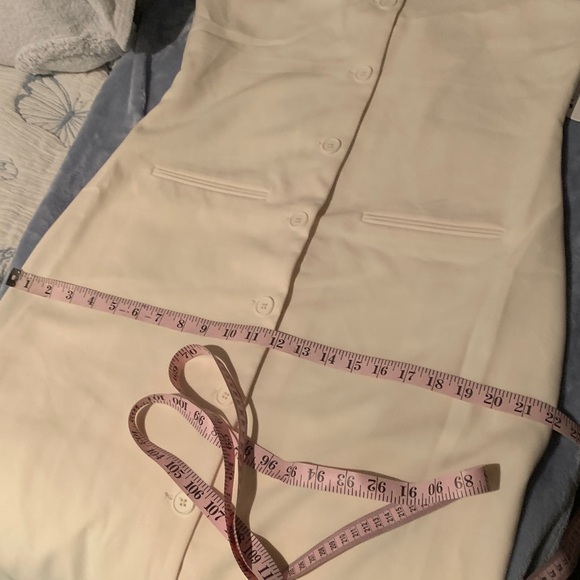 STAUD
UNA Tailored
Midi Dress
Size Large
Color Ecru - Picture 10 of 11